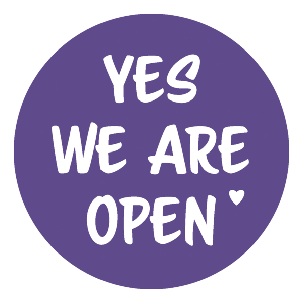 Schaufensteraufkleber EN - YES! We are open „LOVE“ - (round) Style: Script - lila